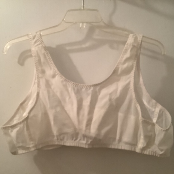 Front-hook closure size 50 C lace style bra - Picture 4 of 5